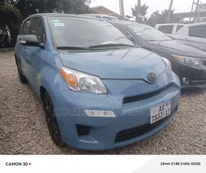 Scion xD Base 2010 Blue