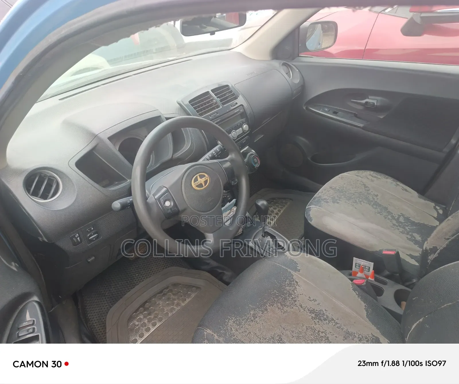 Scion xD Base 2010 Blue