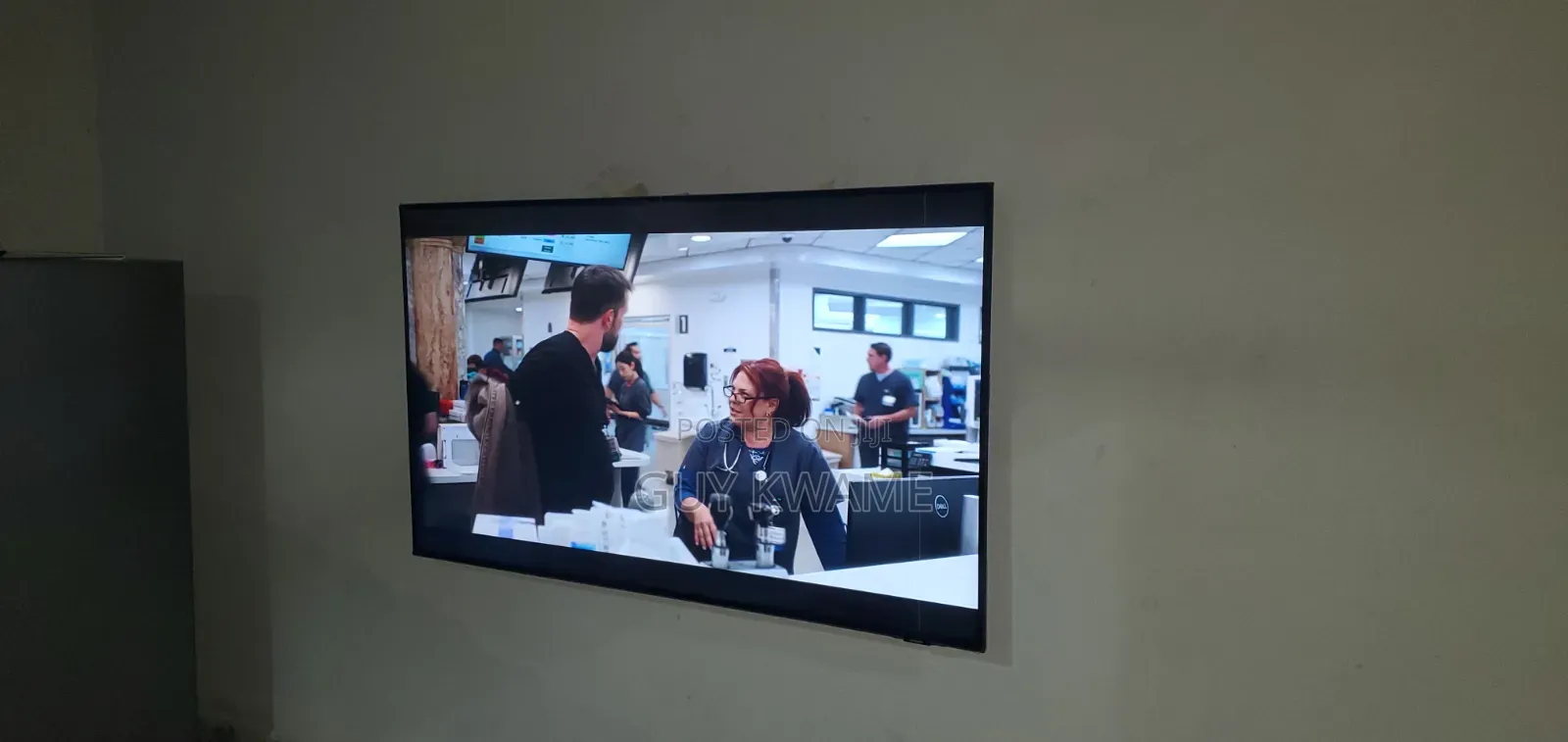 Samsung Bu8000 55 Inch TV 2022 Model, Type C/ Solar Remote