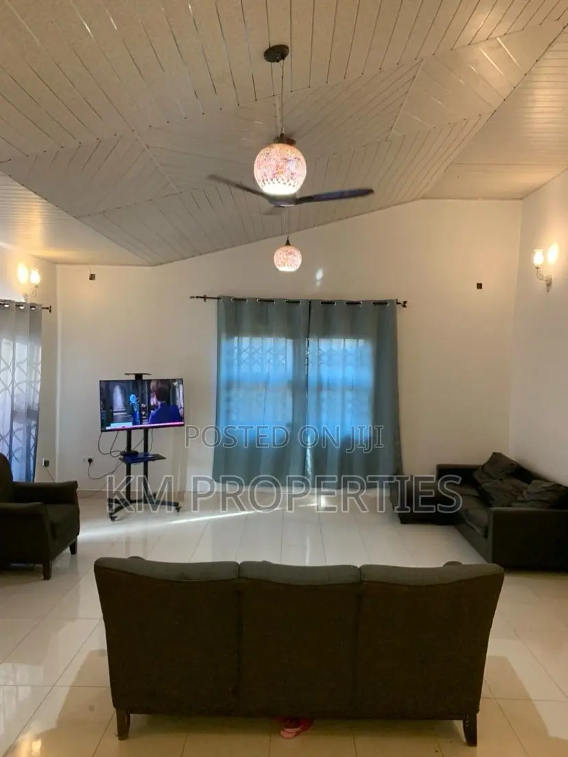 Hostel Rooms at Haatso.