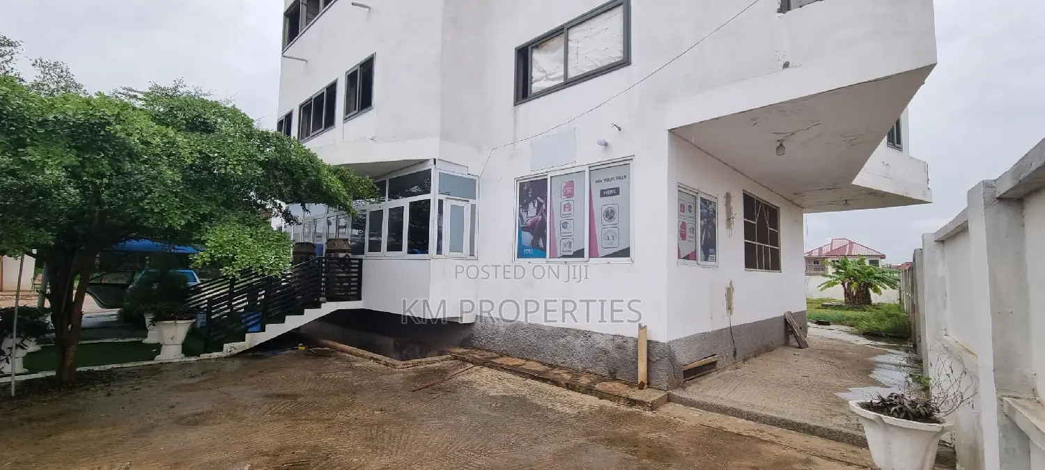Office Space in East-Airport