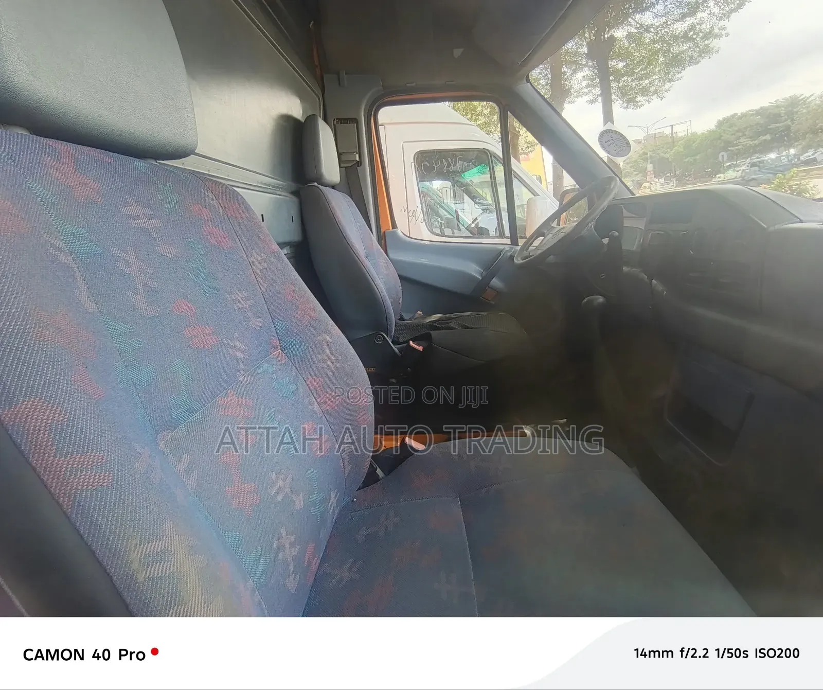 Mercedes-Benz Sprinter 2000 Orange