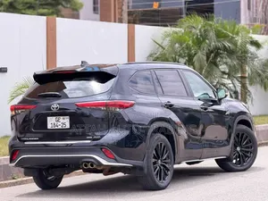 Toyota Highlander 2023 Black
