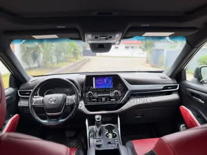 Toyota Highlander 2023 Black