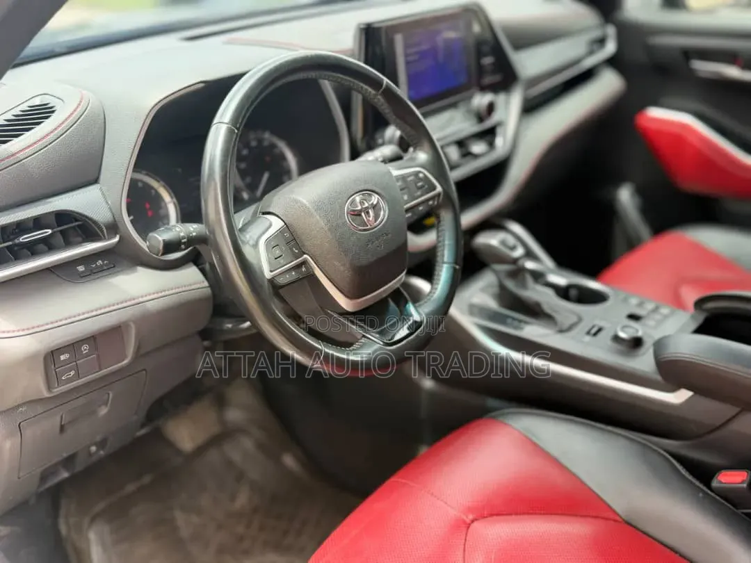 Toyota Highlander 2023 Black