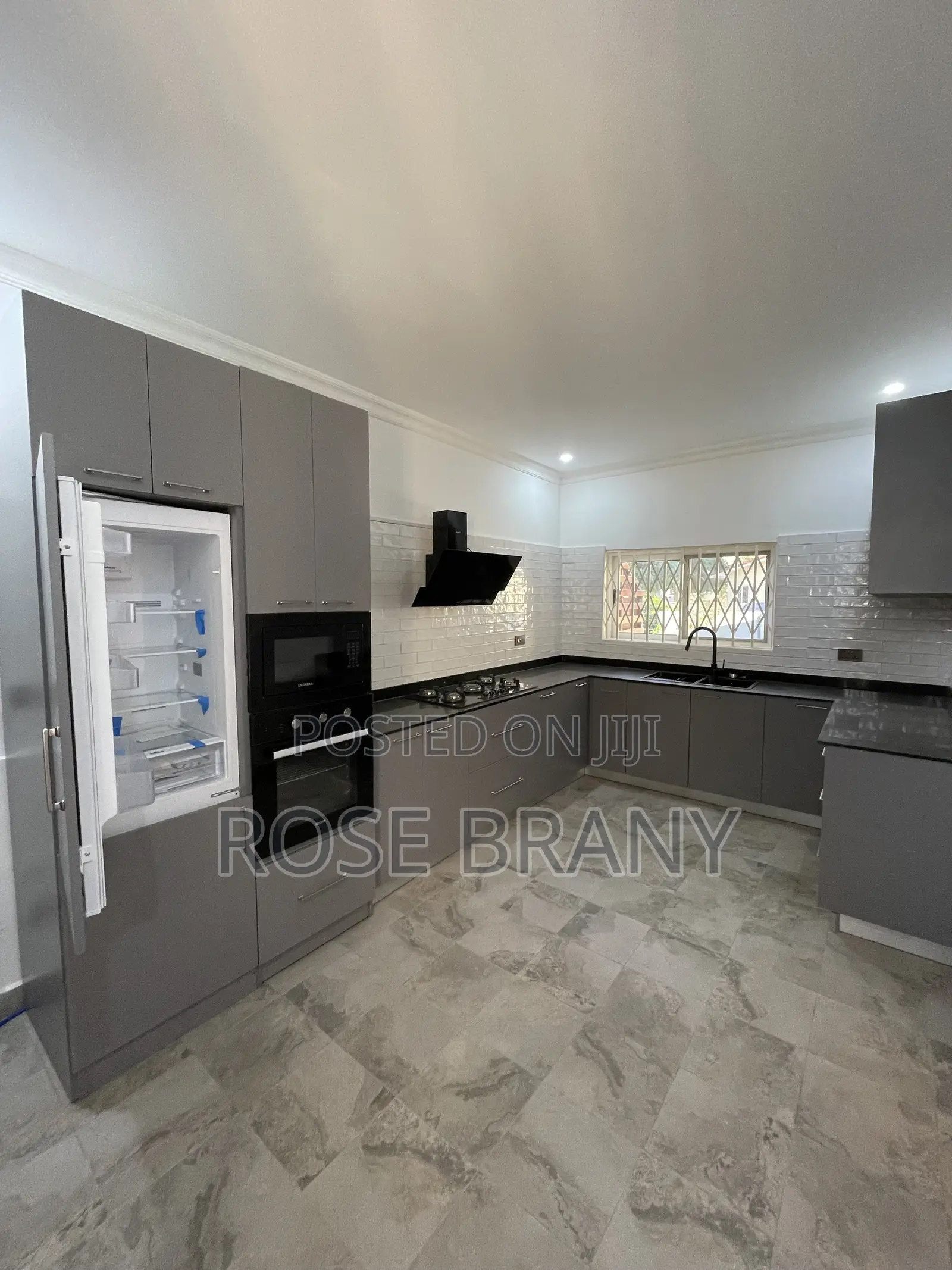 3bdrm House in Ghana Flag for sale