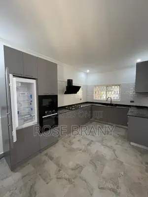 3bdrm House in Ghana Flag for sale