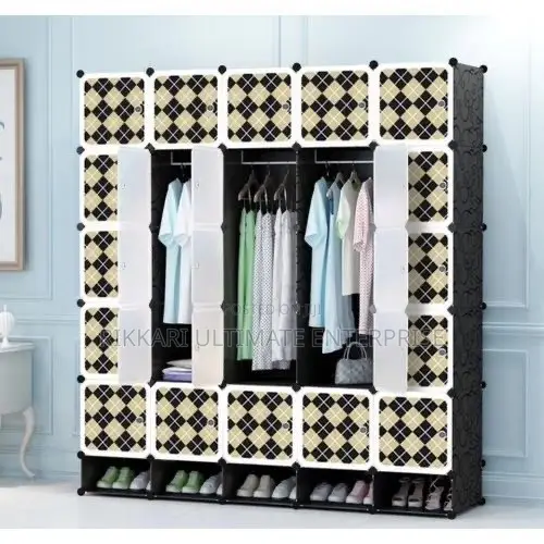 25 Cubes Wardrobe