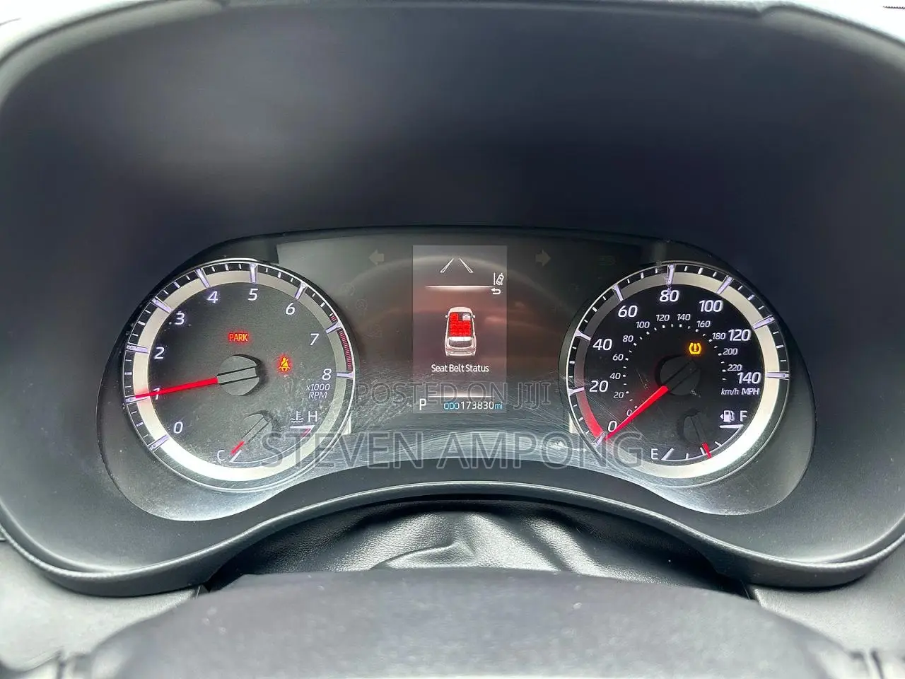 Toyota Highlander LE 2021 Black