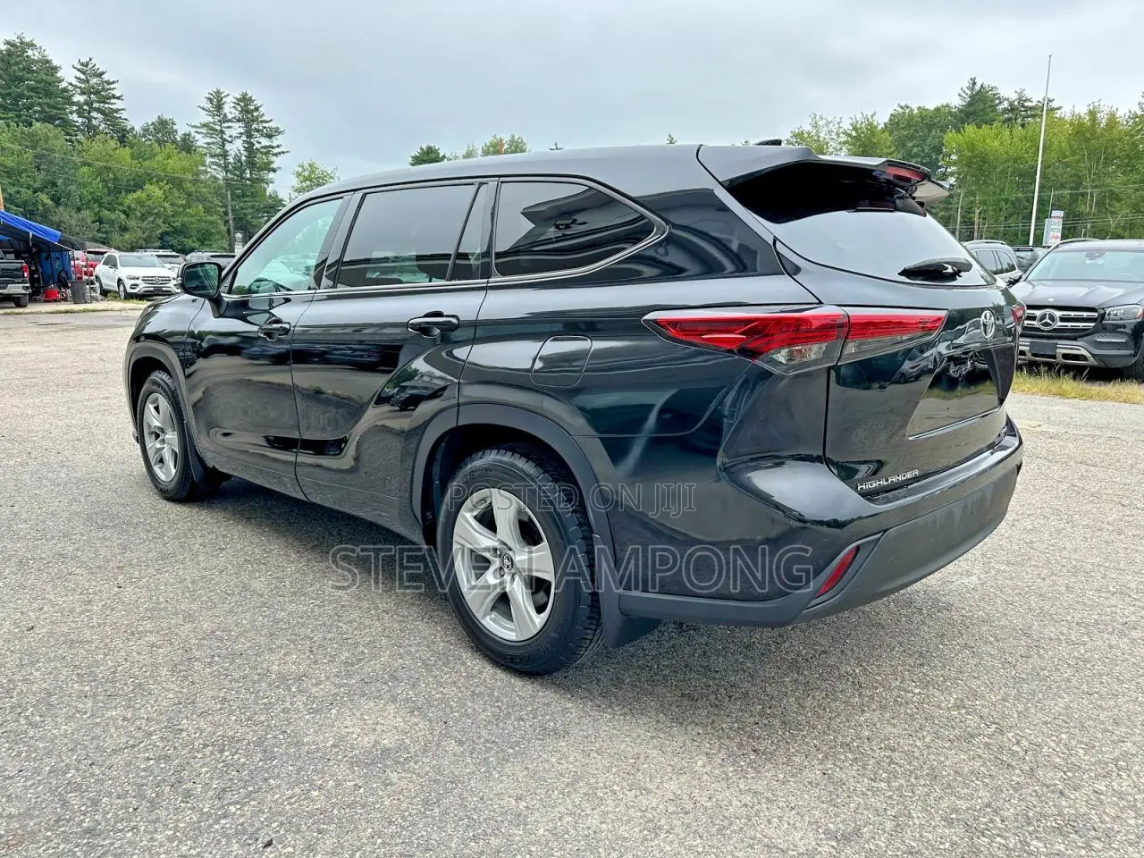 Toyota Highlander LE 2021 Black