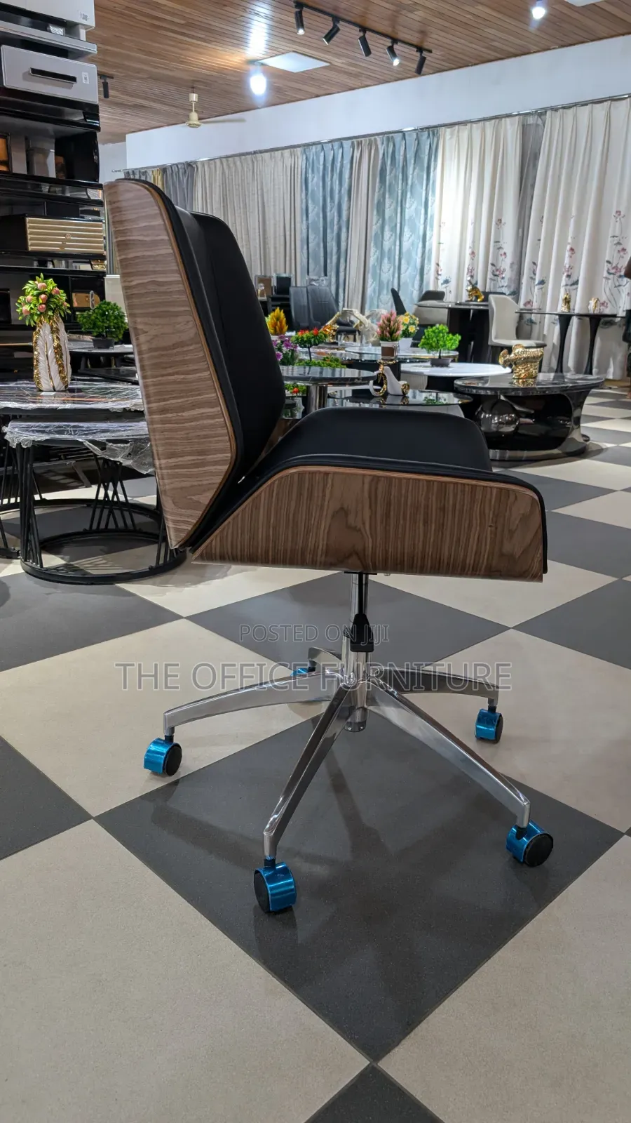 Mid-Century Modern Executive Office Chair