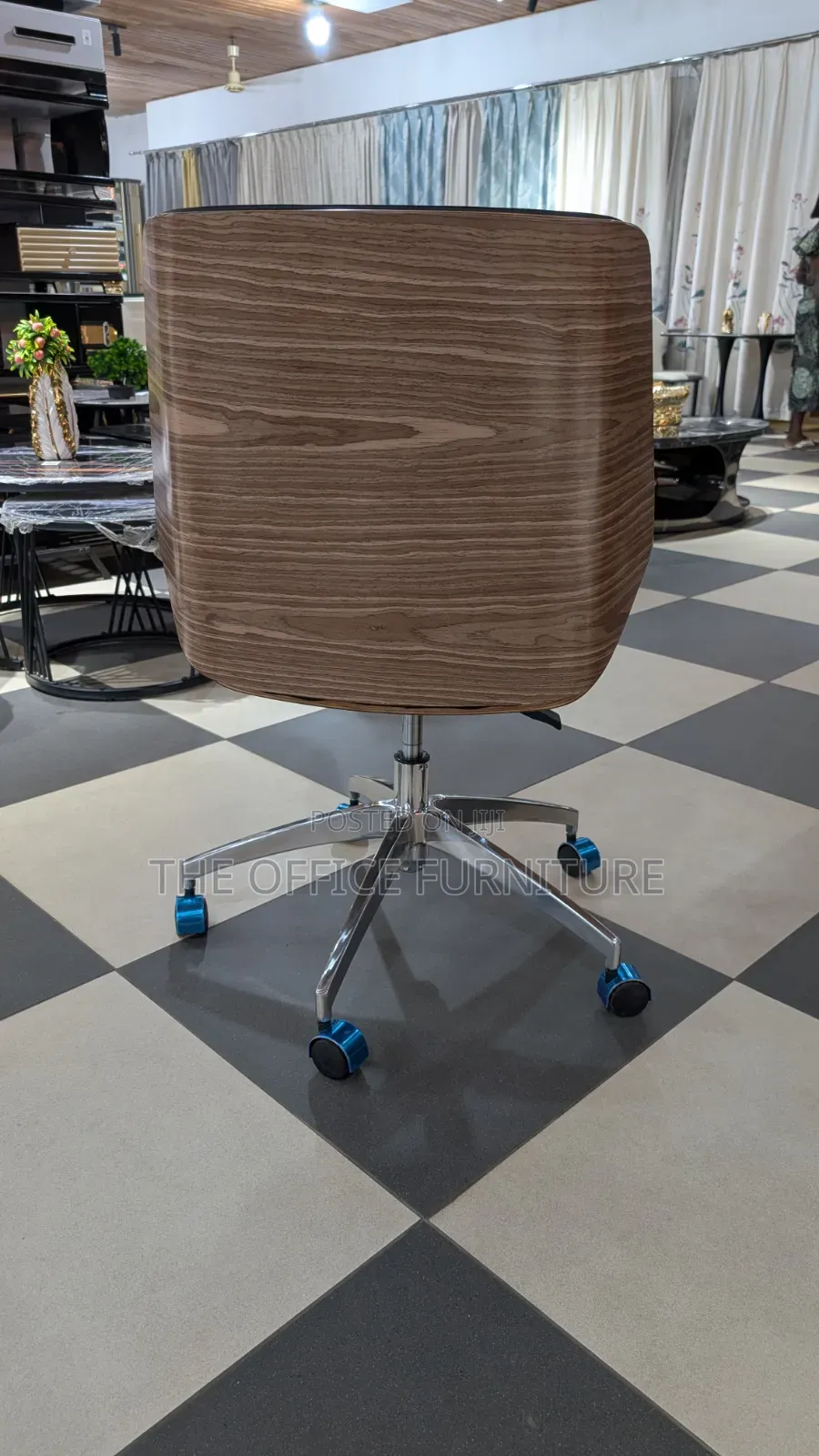 Mid-Century Modern Executive Office Chair
