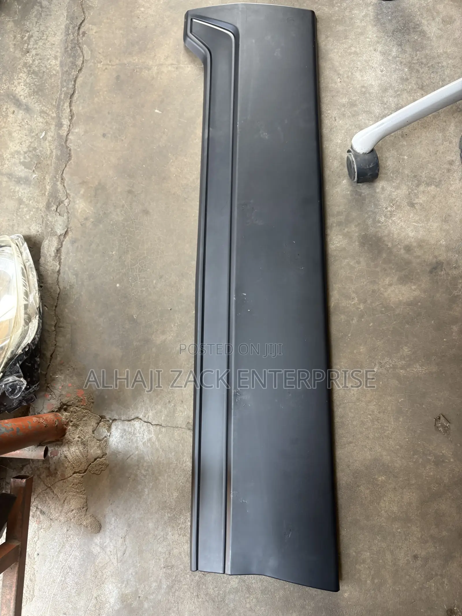 CRV 2018 Door Moulding Front Right