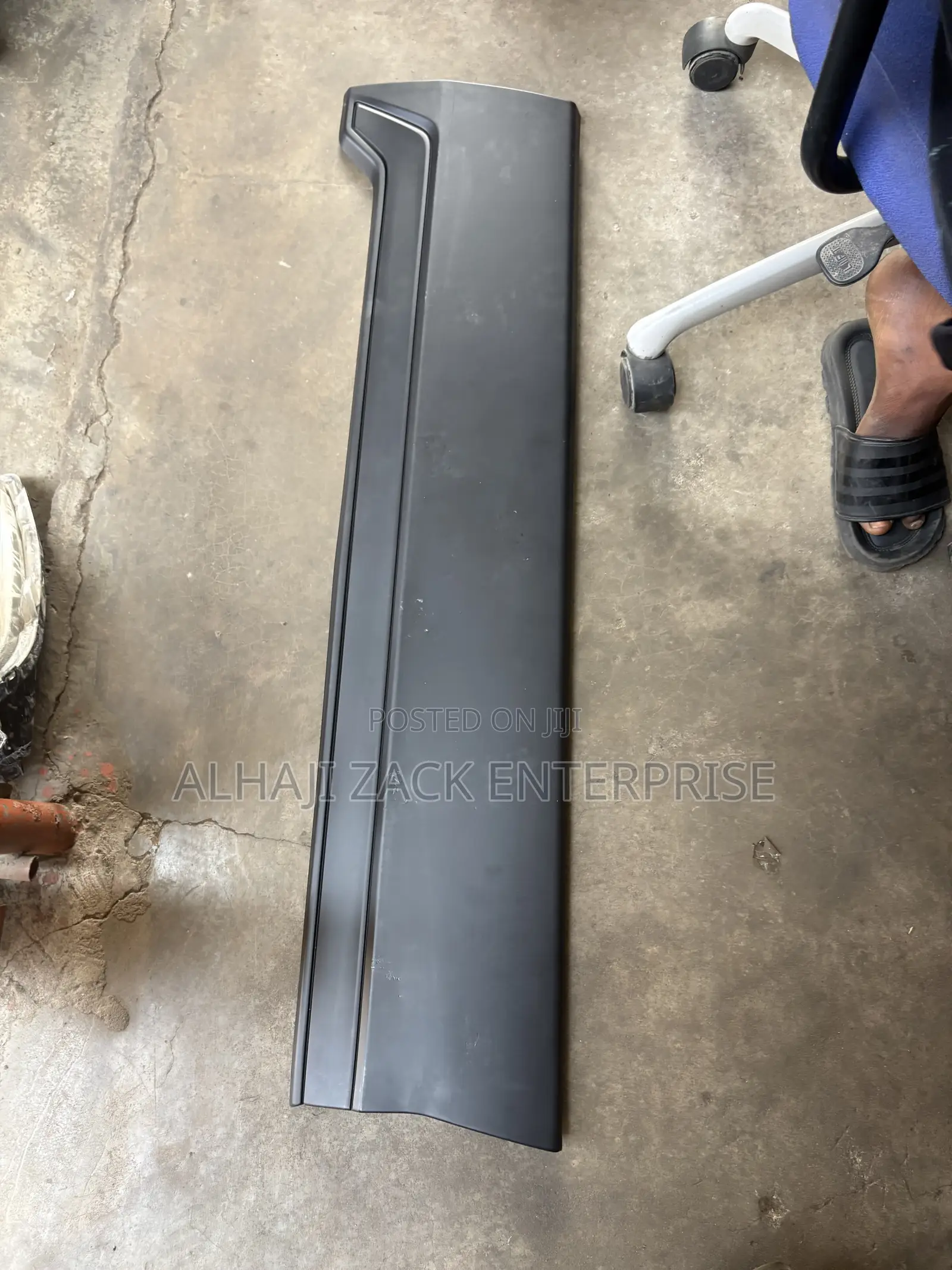 CRV 2018 Door Moulding Front Right