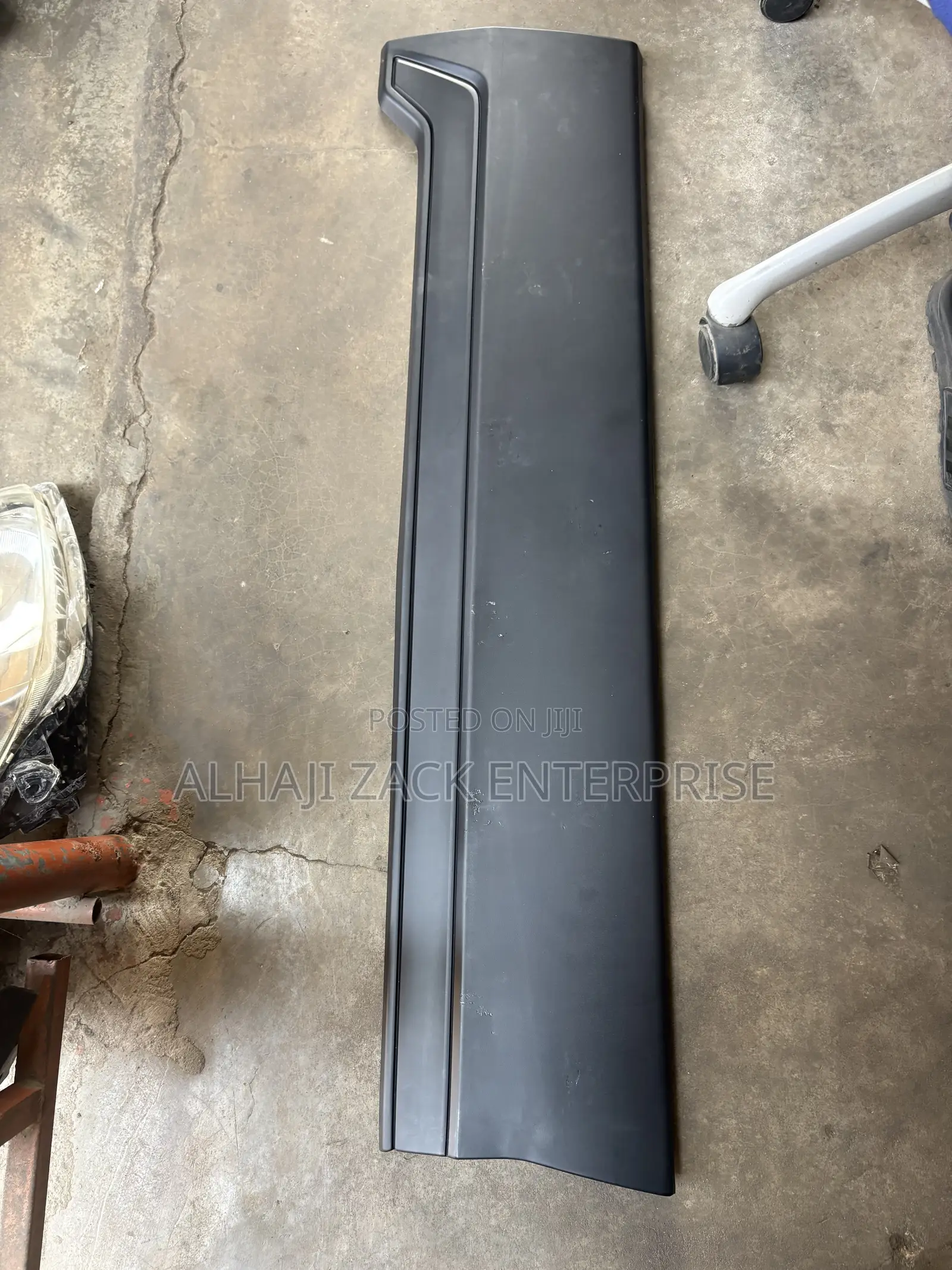 CRV 2018 Door Moulding Front Right