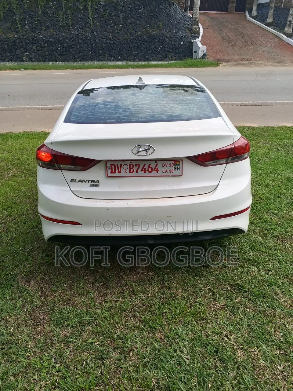 Hyundai Elantra 2017 White