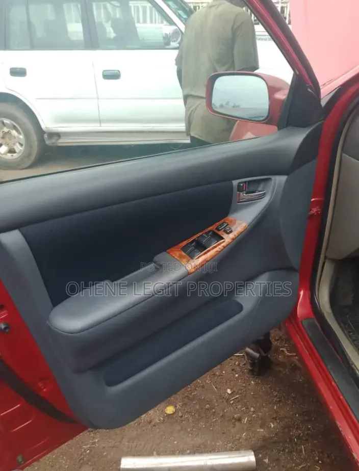 Toyota Corolla 2006 Red
