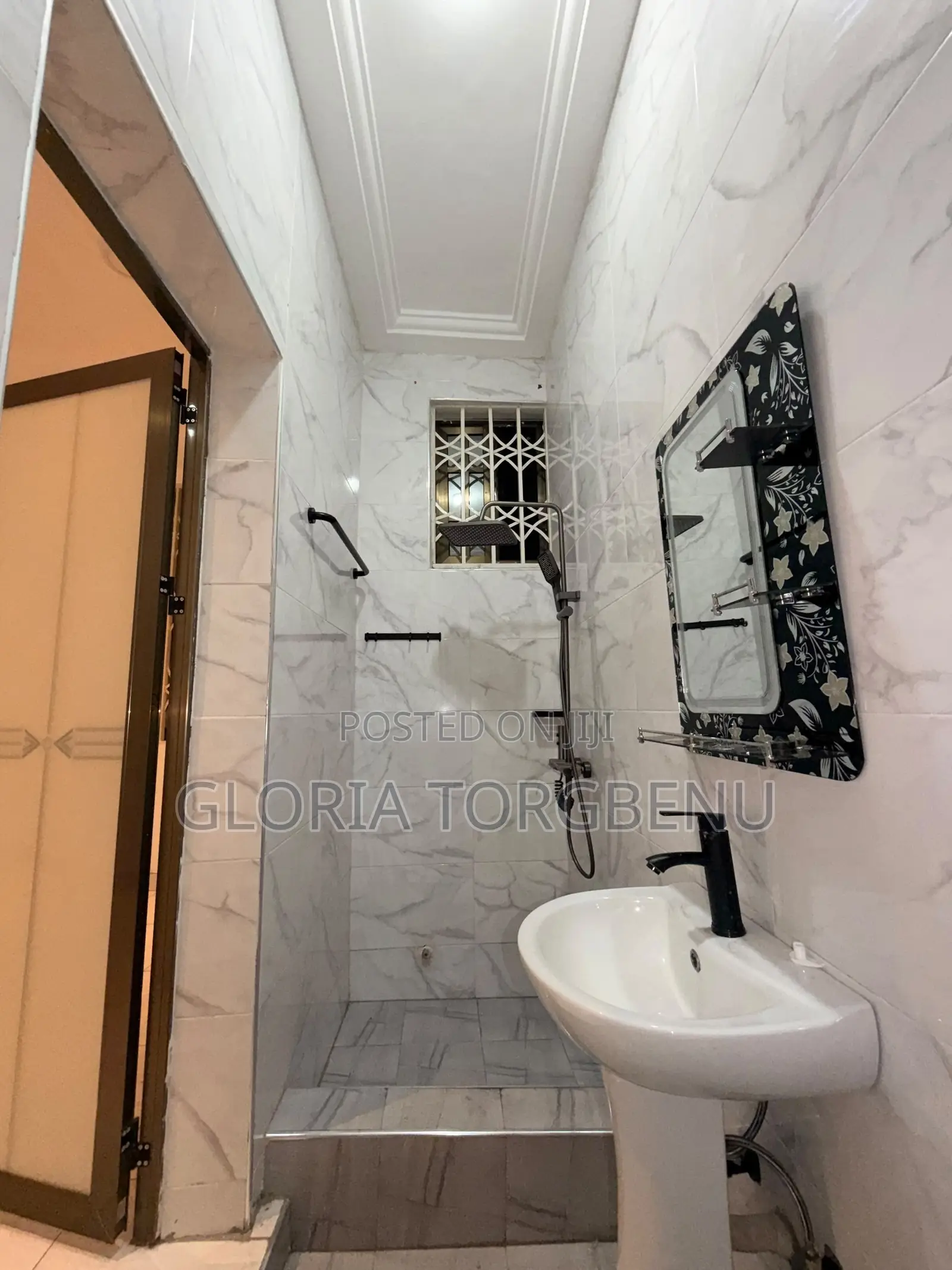 2bdrm Apartment in Ashaley Botwe for rent