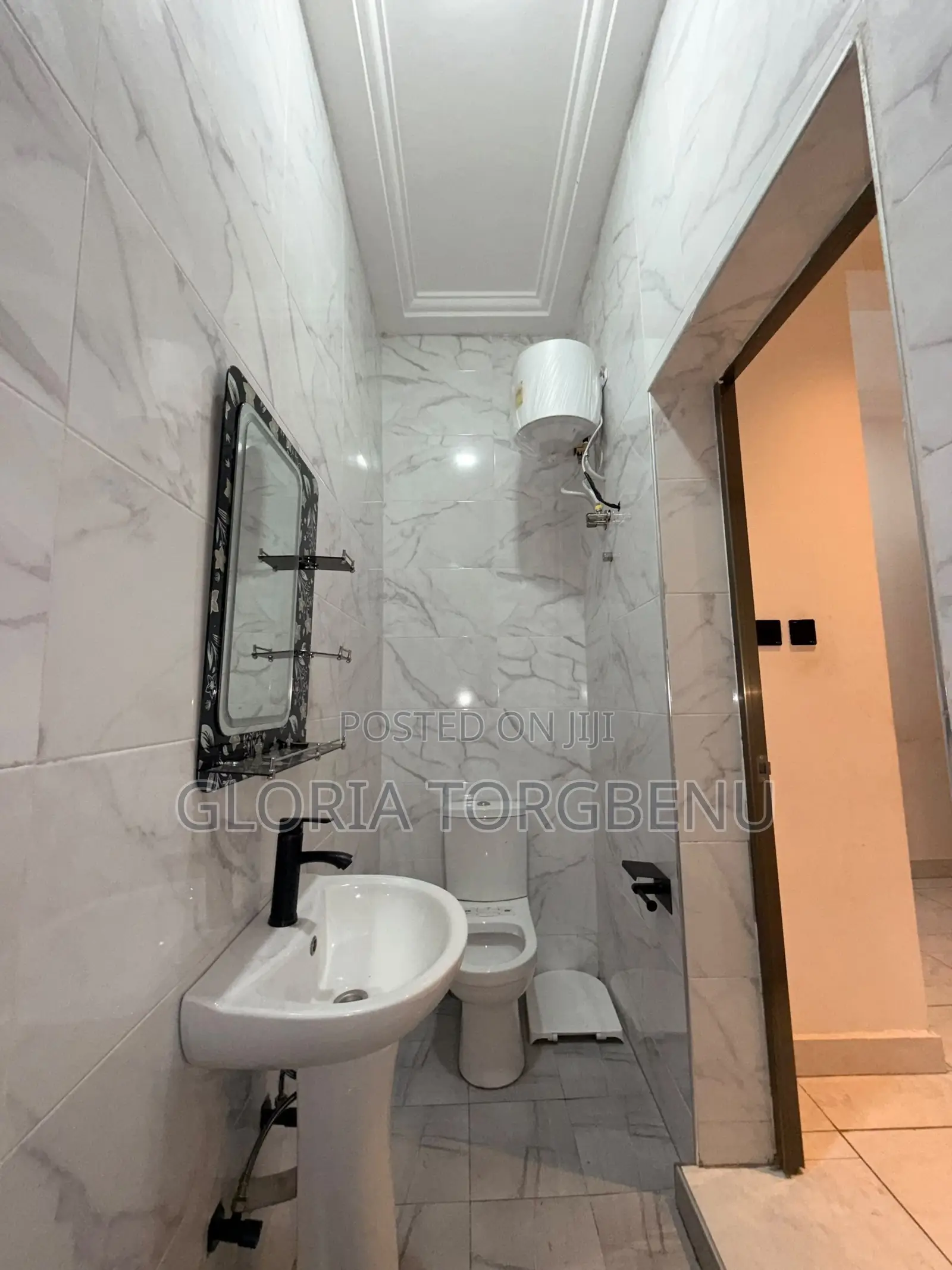 2bdrm Apartment in Ashaley Botwe for rent