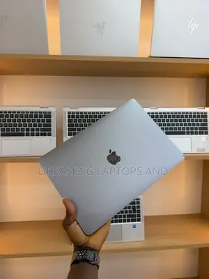 Laptop Apple MacBook Pro 2017 8GB Intel Core i5 SSD 128GB