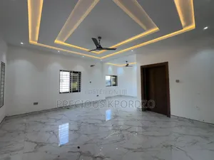 2bdrm Apartment in Lakeside Comm Estate for rent
