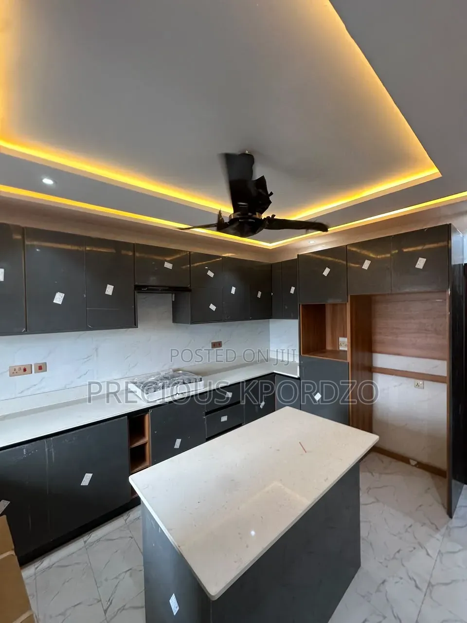 2bdrm Apartment in Lakeside Comm Estate for rent