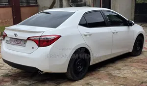 Toyota Corolla 2016 White