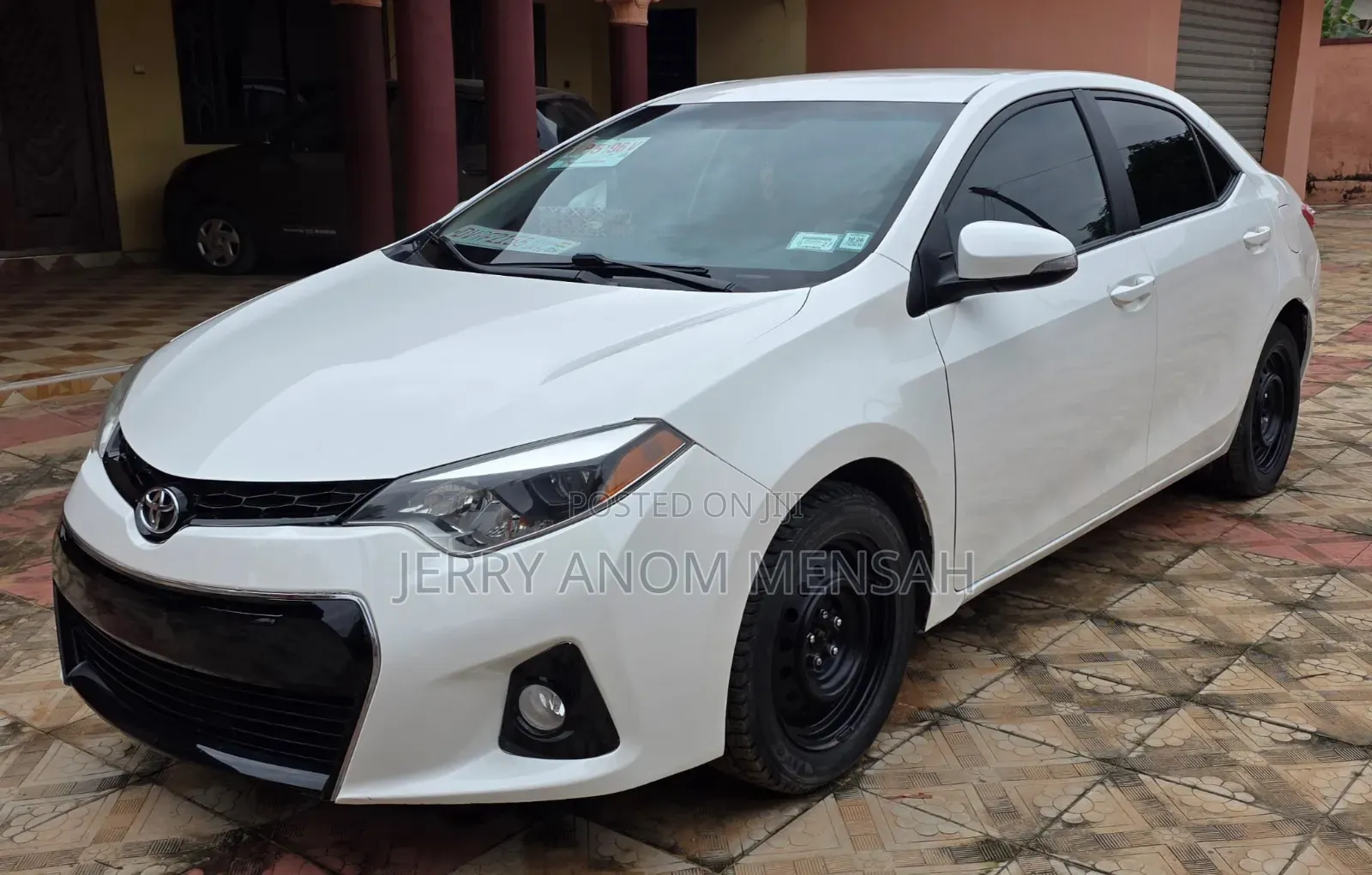 Toyota Corolla 2016 White