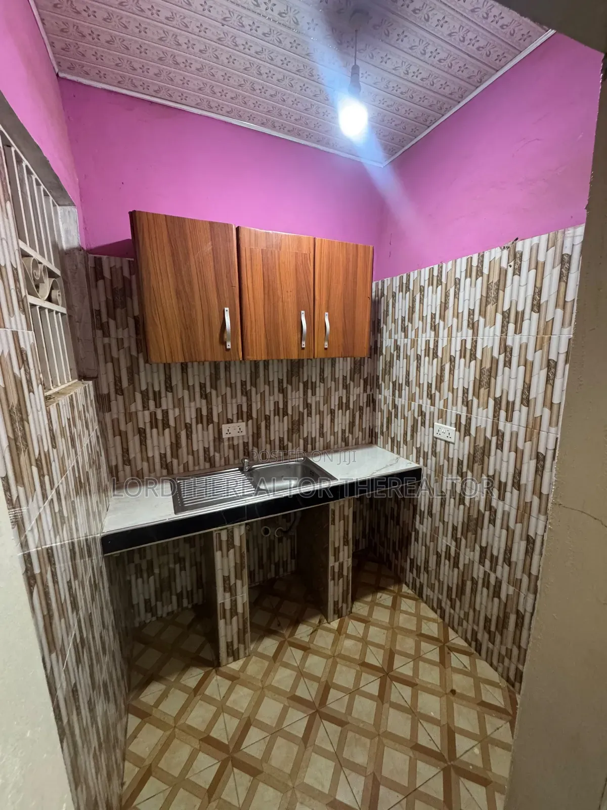 1bdrm House in Pentecost for rent