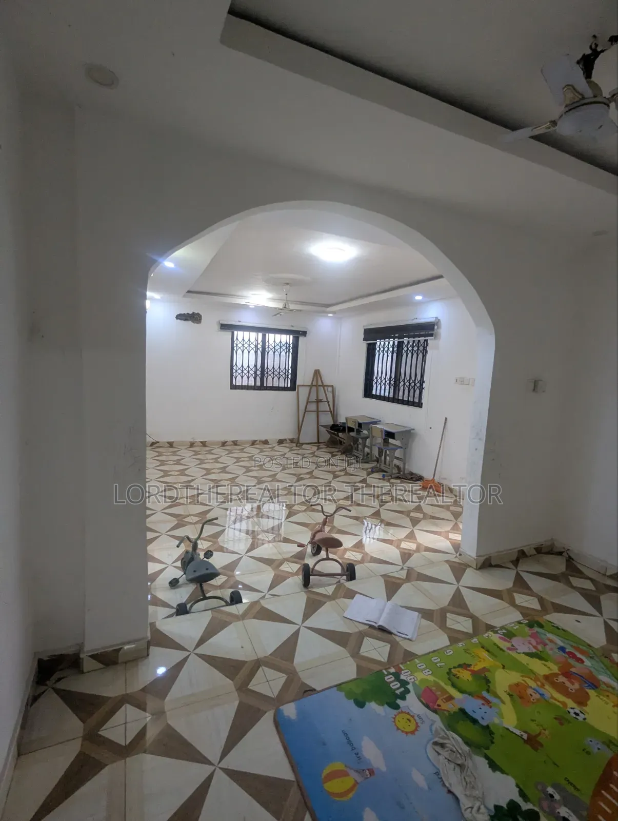 2bdrm Apartment in Pokuase for rent
