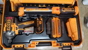405Nm Cordless Impact Wrench 20V With a 10PCs Socket Set - COSLI23056