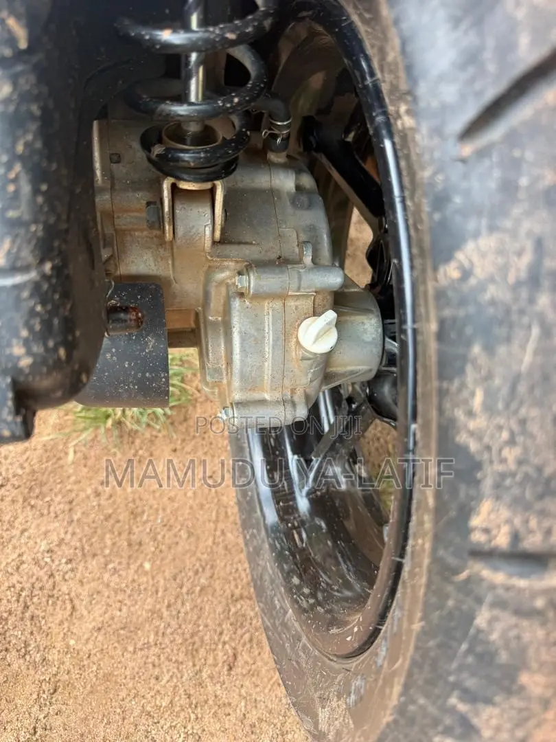 Yamaha Aerox 2026 Black