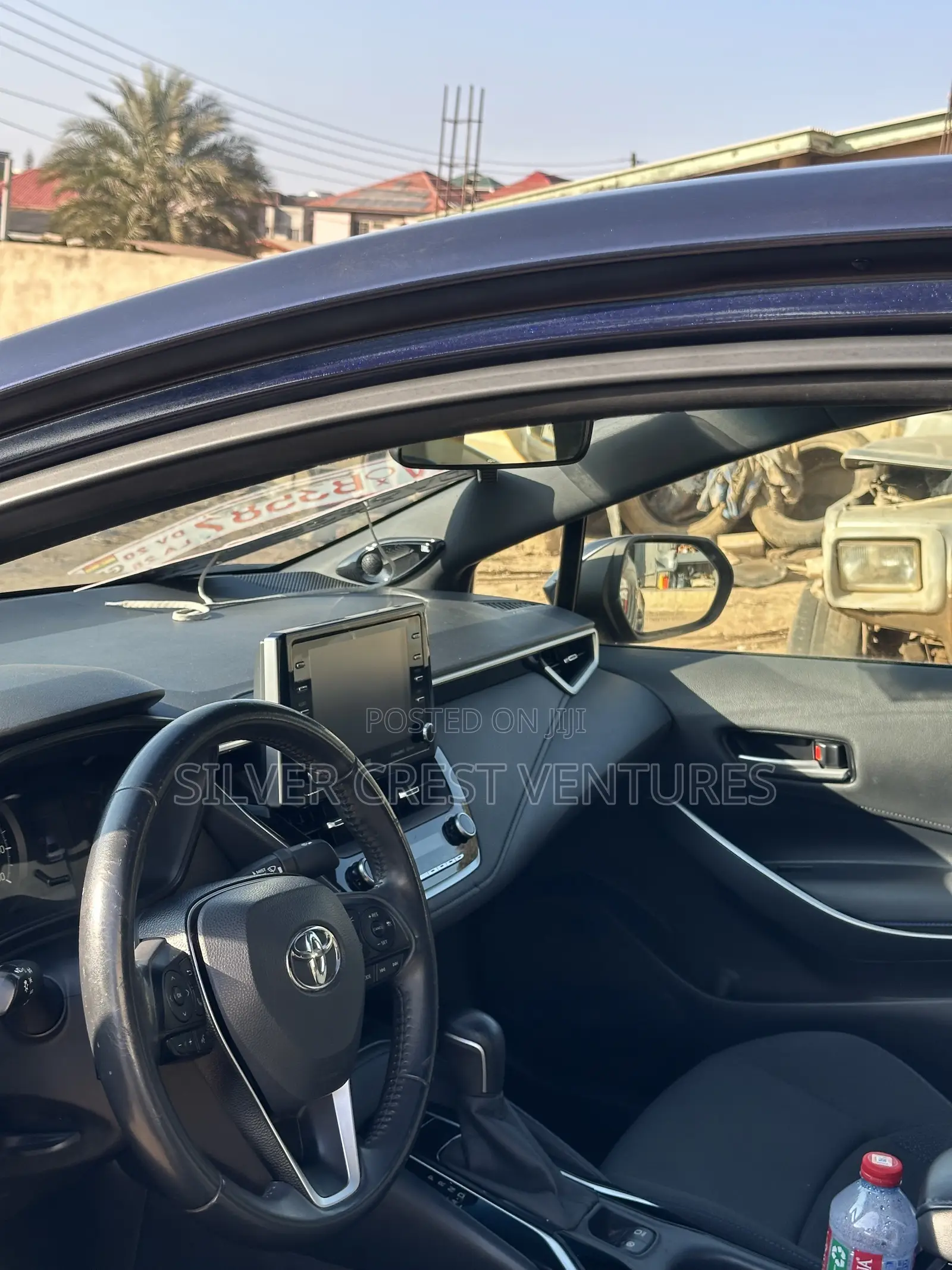 Toyota Corolla SE 2021 Blue