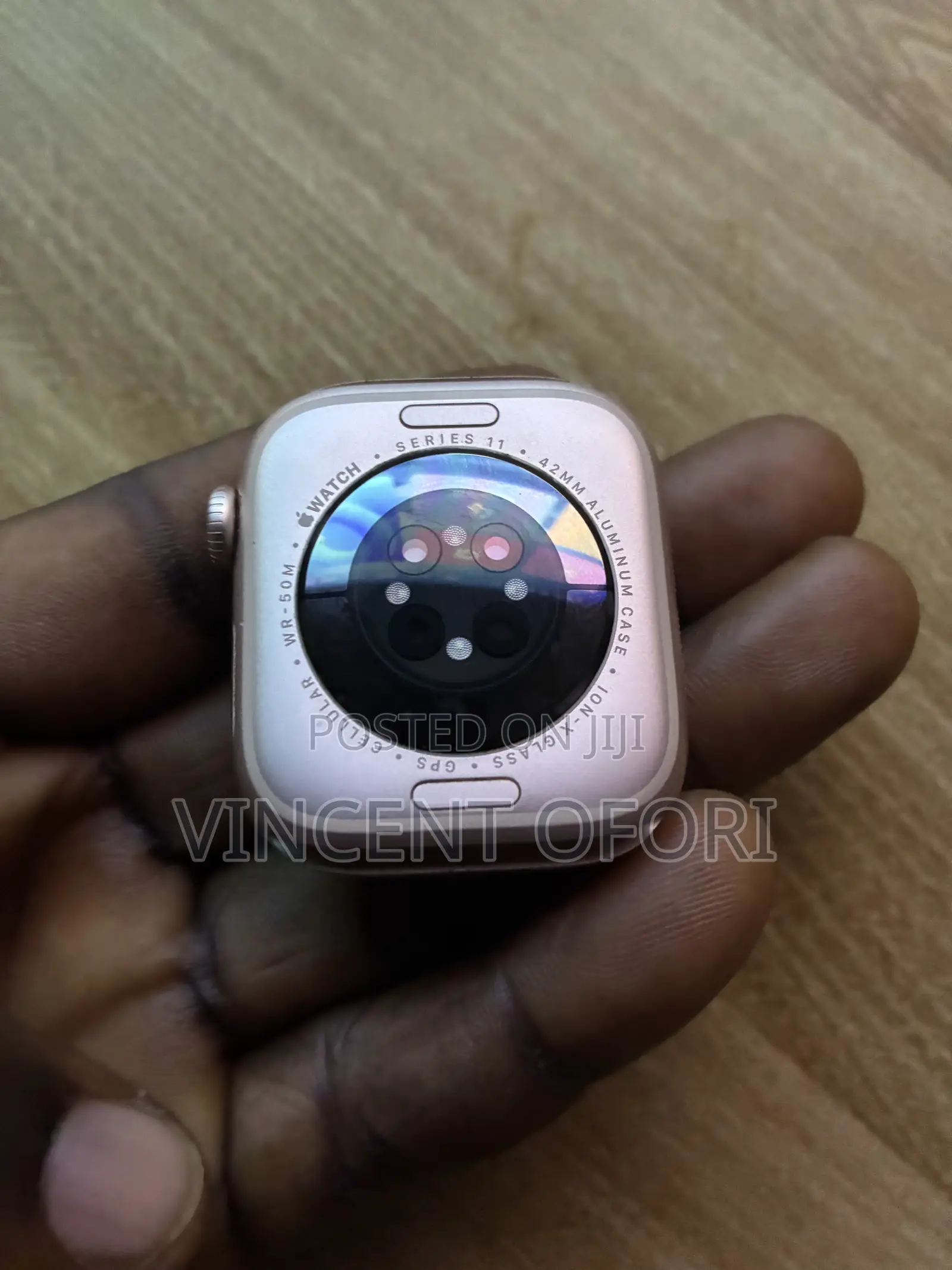 Apple Watch Series 11 42mm GPS + CELLULAR