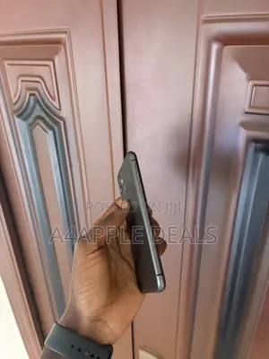 Apple iPhone 11 64 GB Blue
