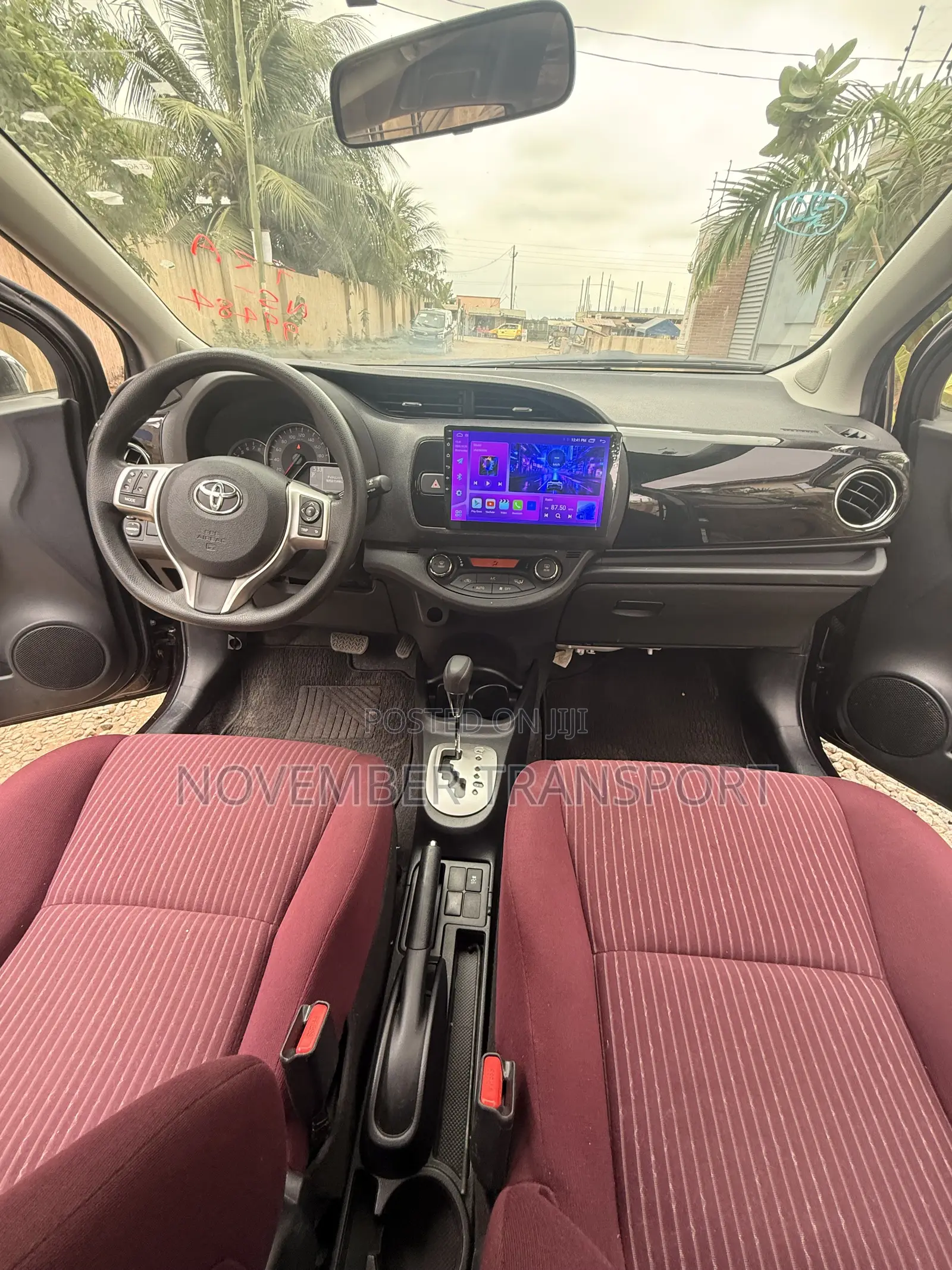 Toyota Vitz 1.3 FWD 5dr 2015 Burgundy