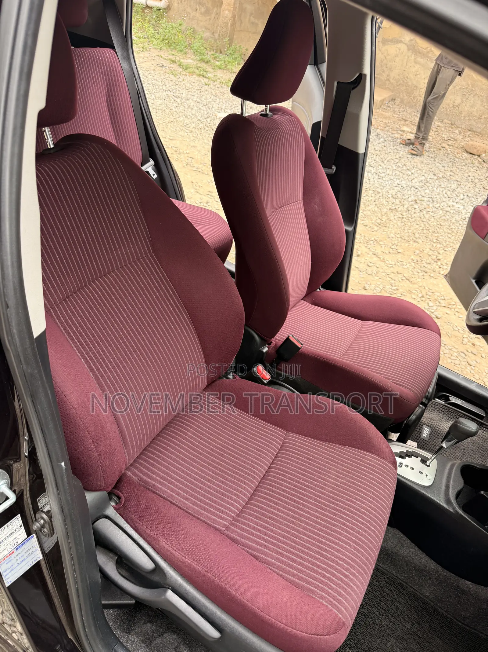 Toyota Vitz 1.3 FWD 5dr 2015 Burgundy