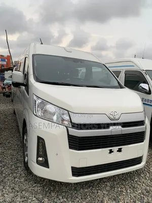 Toyota HiAce 2020 White