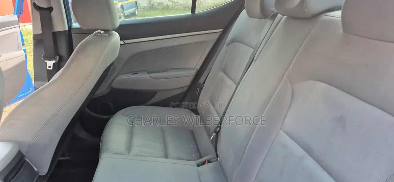 Hyundai Elantra SE Sedan FWD (2.0L 4cyl 6M) 2017 Blue