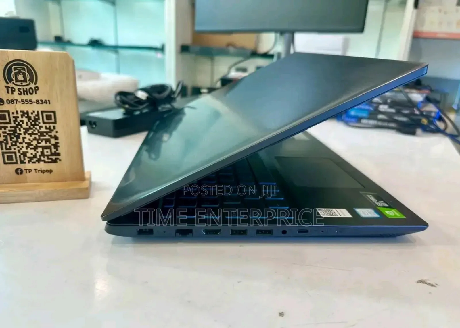 New Laptop Lenovo A10 8GB Intel Core i7 SSD 1.5T