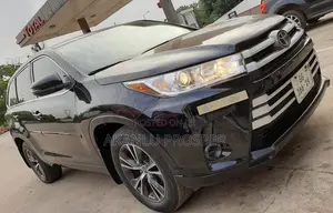Toyota Highlander 2017 Black