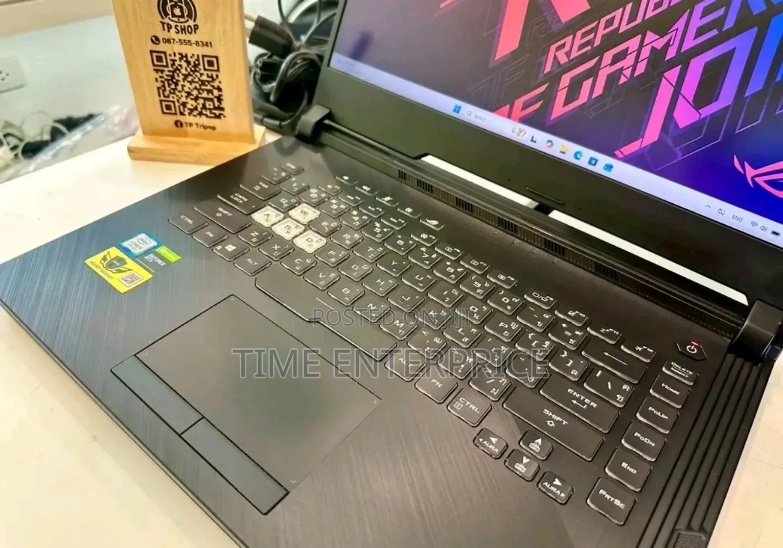 New Laptop Asus F82Q 8GB Intel Core i5 SSD 512GB