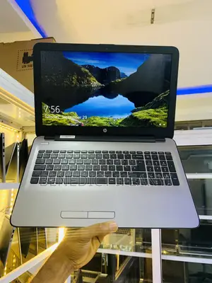 Laptop HP 15-f272wm 8GB AMD A8 HDD 500GB