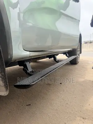Automatic Foldable Side Step{Ford-F150,ram Hilux}(4x4) 2016-2026