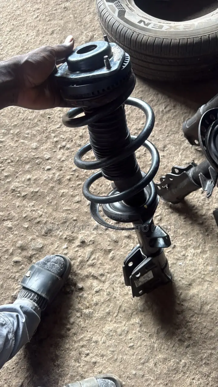 Chyrsler Pacifica 2016-2024 Front Shock Absorbers
