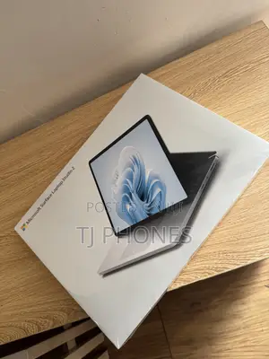 New Microsoft Surface Laptop Studio 2 16GB Intel Core i7 SSD 512GB