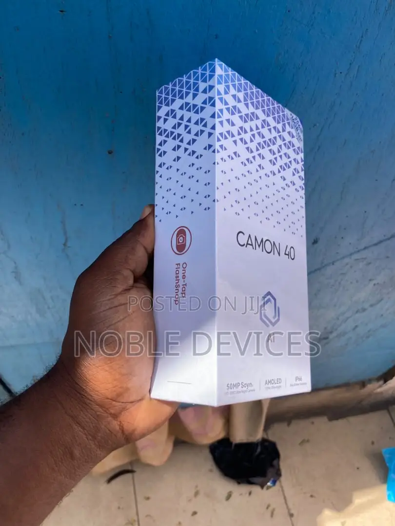 New Tecno Camon 40 256 GB Silver