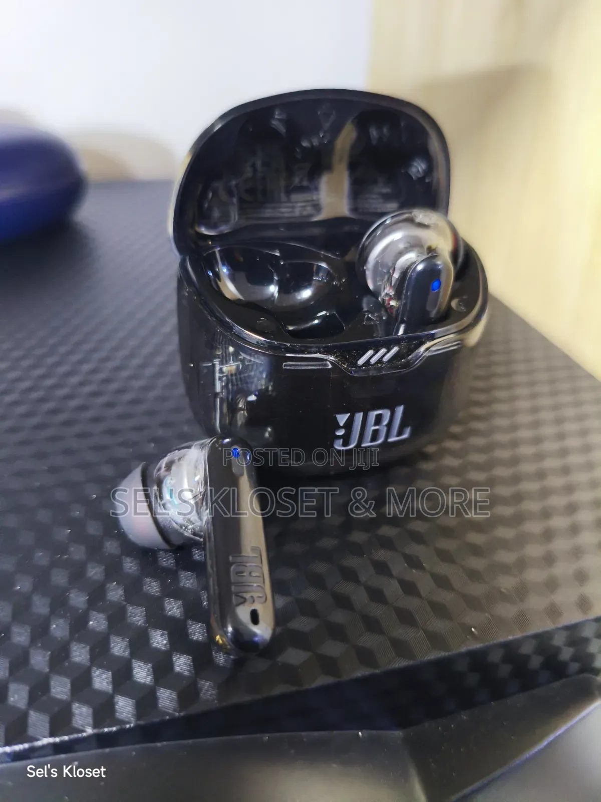 JBL Tune Flex (Ghost Edition)