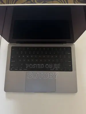Laptop Apple MacBook Pro 2021 M1 16GB Apple M1 Pro SSD 512GB