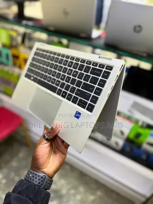 Laptop HP EliteBook 1040 G8 32GB Intel Core i7 SSD 512GB